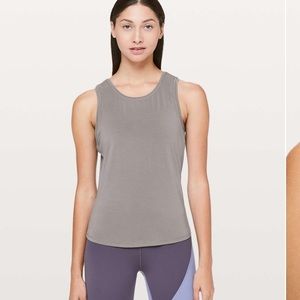 Lululemon Deep Stretch Tank
Lunar Rock